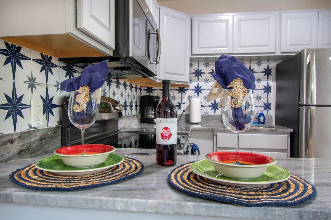 Luxury Suite At Madeira Beach Dock One Block From Johns Pass Villageセント・ピート・ビーチ エクステリア 写真