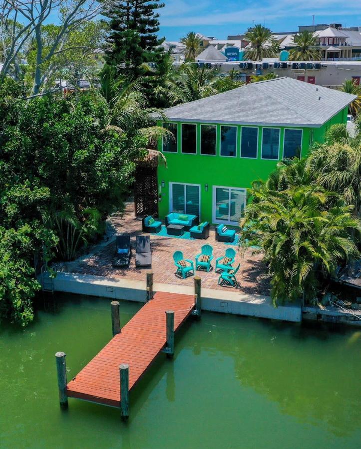 Luxury Suite At Madeira Beach Dock One Block From Johns Pass Villageセント・ピート・ビーチ エクステリア 写真