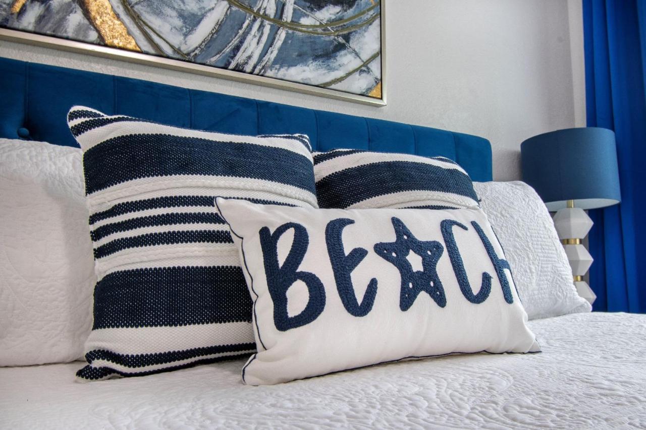 Luxury Suite At Madeira Beach Dock One Block From Johns Pass Villageセント・ピート・ビーチ エクステリア 写真