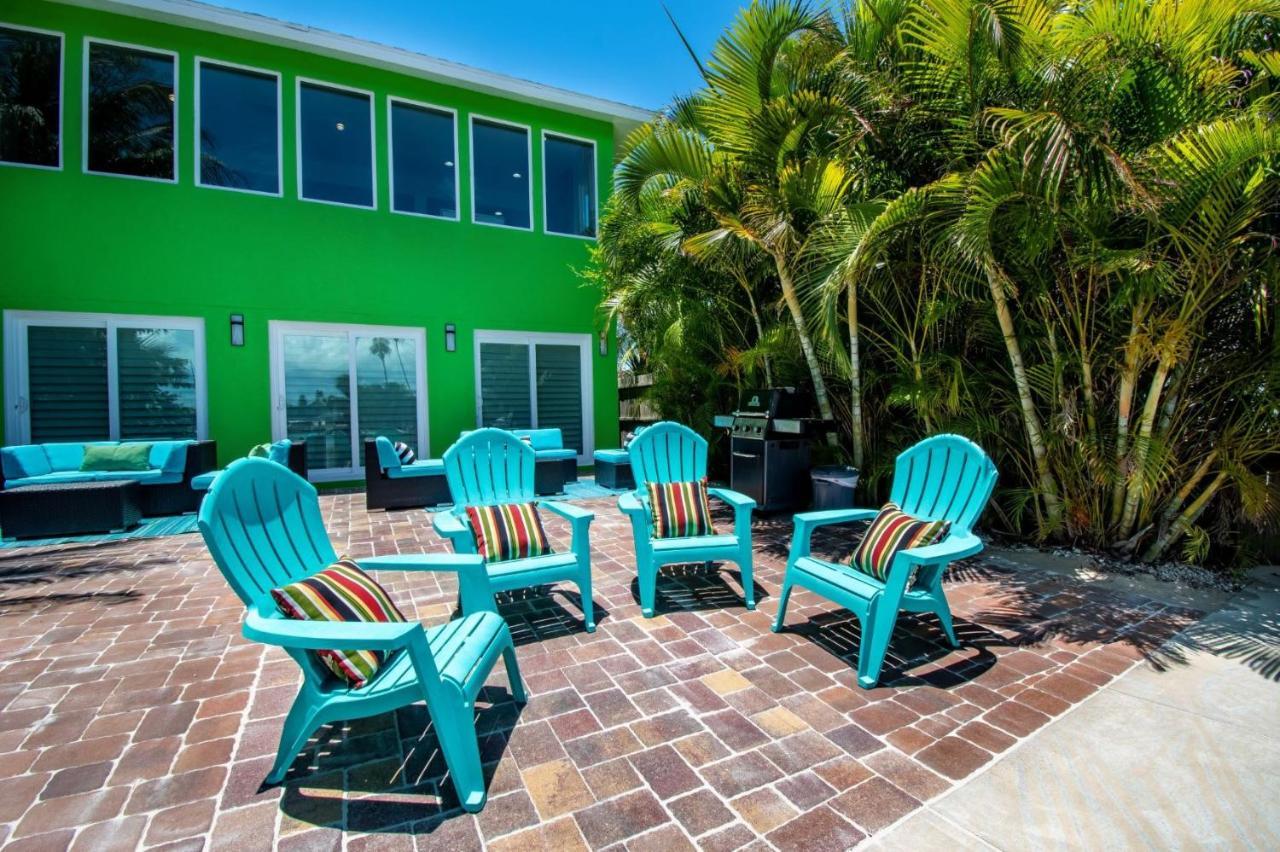 Luxury Suite At Madeira Beach Dock One Block From Johns Pass Villageセント・ピート・ビーチ エクステリア 写真